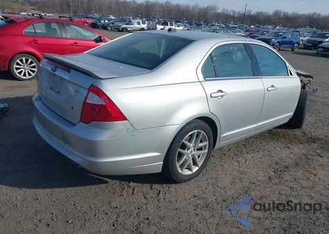 2010 Ford Fusion Sel z USA, uszkodzony, nr VIN 3FAHP0JA8AR171771